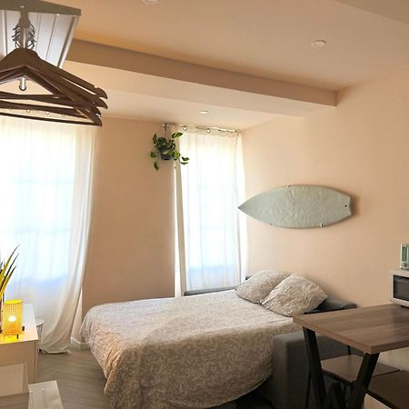 Studio Malibu Central, Lumineux Et Confortable Apartment Hyères Exterior foto